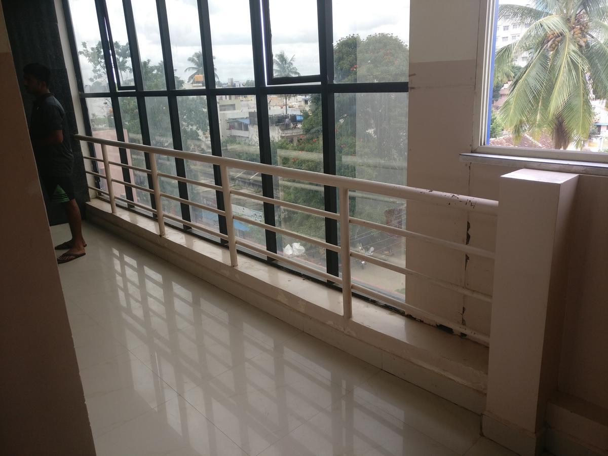 Subhadra Comforts Hotel Shimoga Exterior photo
